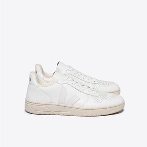Veja Women’s V-10 White Sneakers
